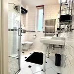 Entire Home, 3 Bedrooms Garden Strijp Within Ring