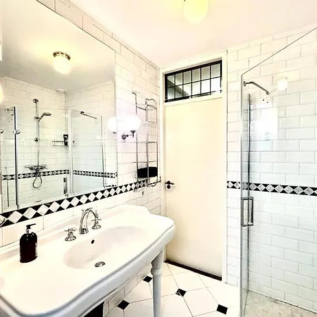 Entire Home, 3 Bedrooms Garden Strijp Within Ring