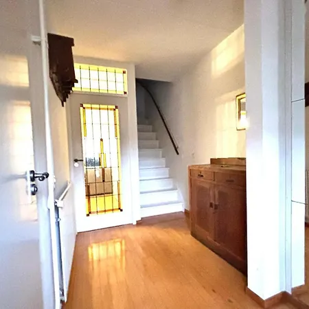 Apartament Entire Home, 3 Bedrooms Garden Strijp Within Ring