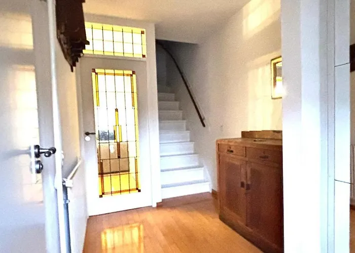 Apartament Entire Home, 3 Bedrooms Garden Strijp Within Ring